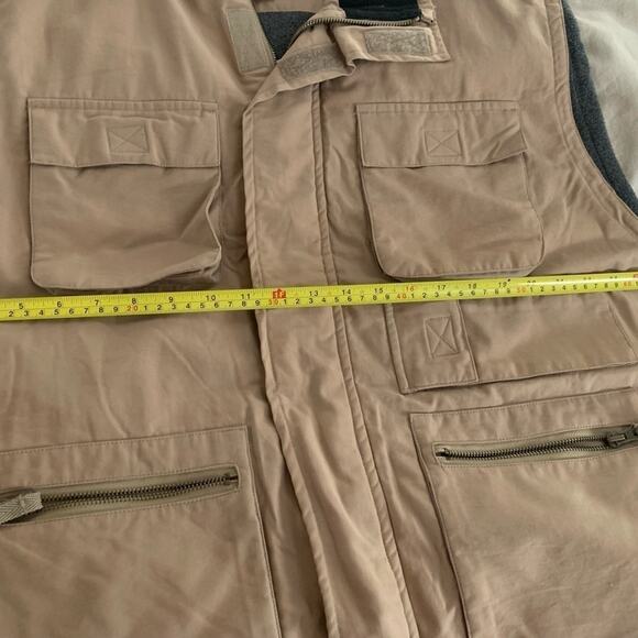 Fieldmaster Men’s Outdoor Tan Fishing hunting Vest size XL with knife po… - Picture 9 of 14